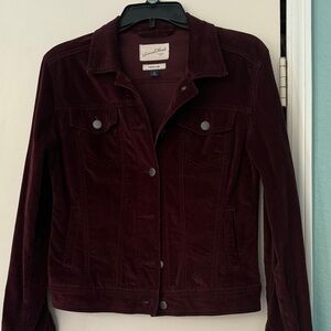 Universal Thread Women's Deep Burgundy Jean Jacket